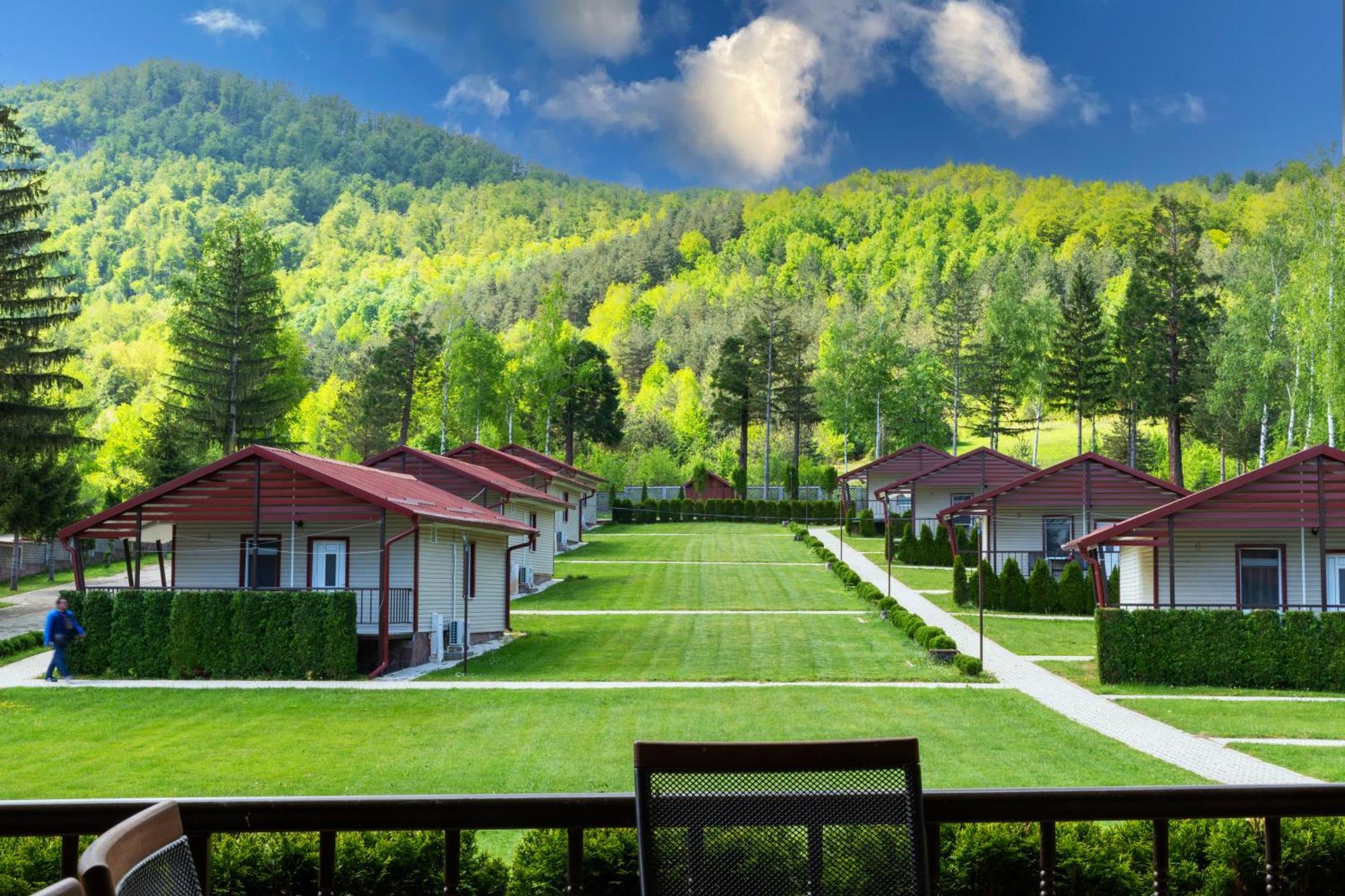Почивен Комплекс Минкови Бани Vurșeț Exterior foto